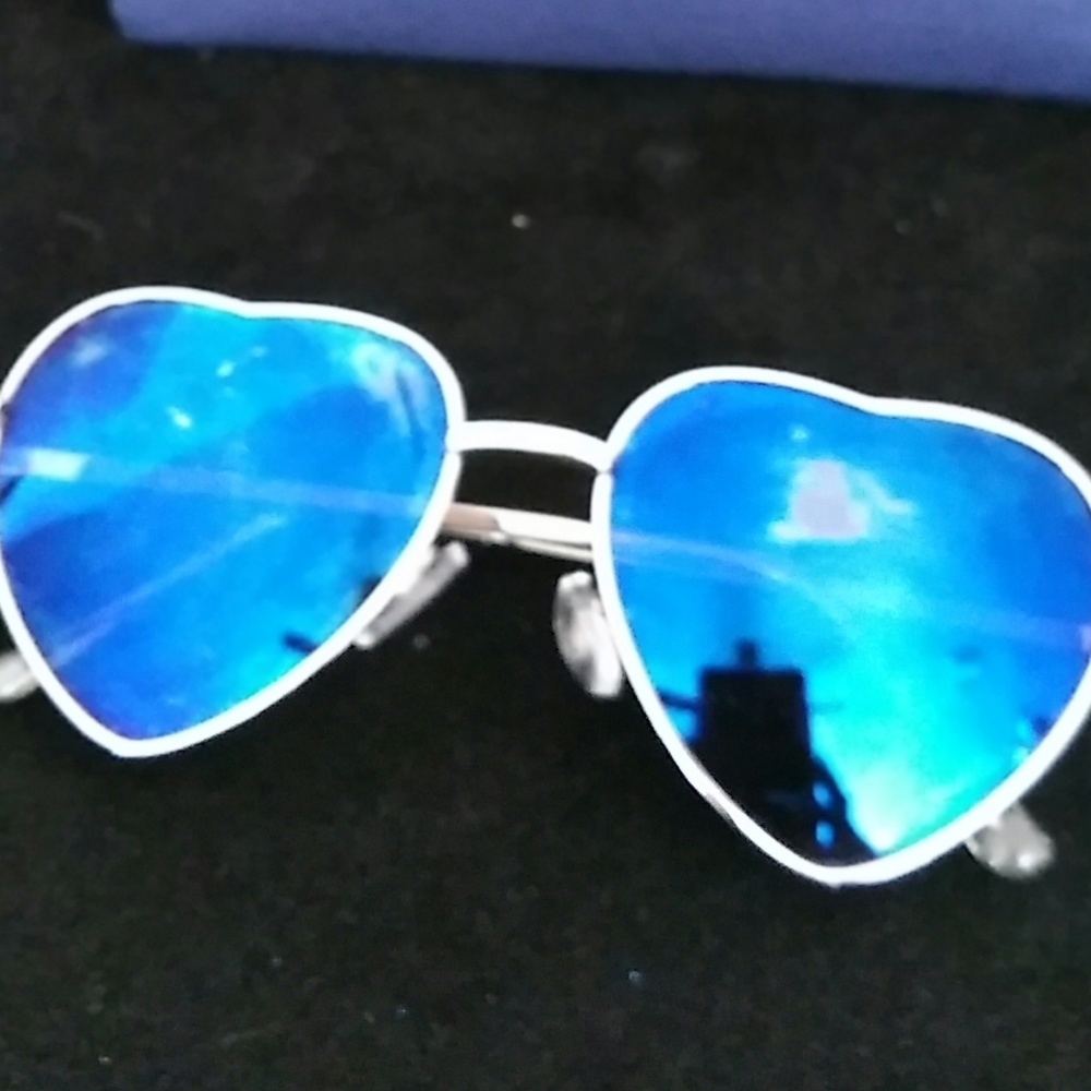 shades